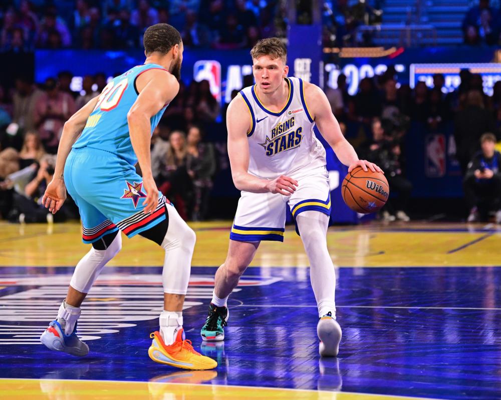 赖于本土球 赖于本土球