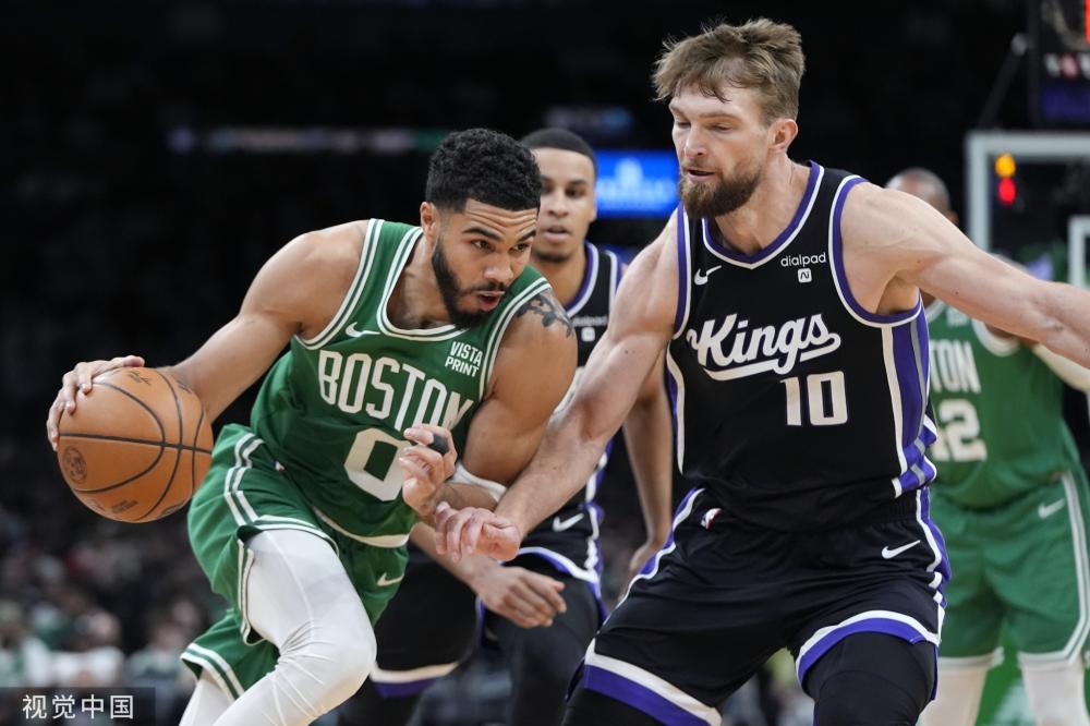 通过一系列 通过一系列