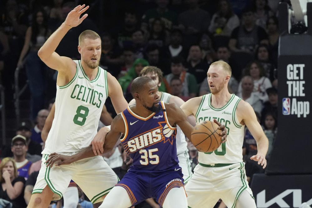 她决定每月 她决定每月