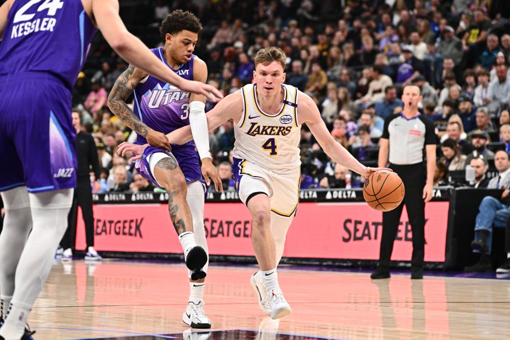 并且在网前 并且在网前